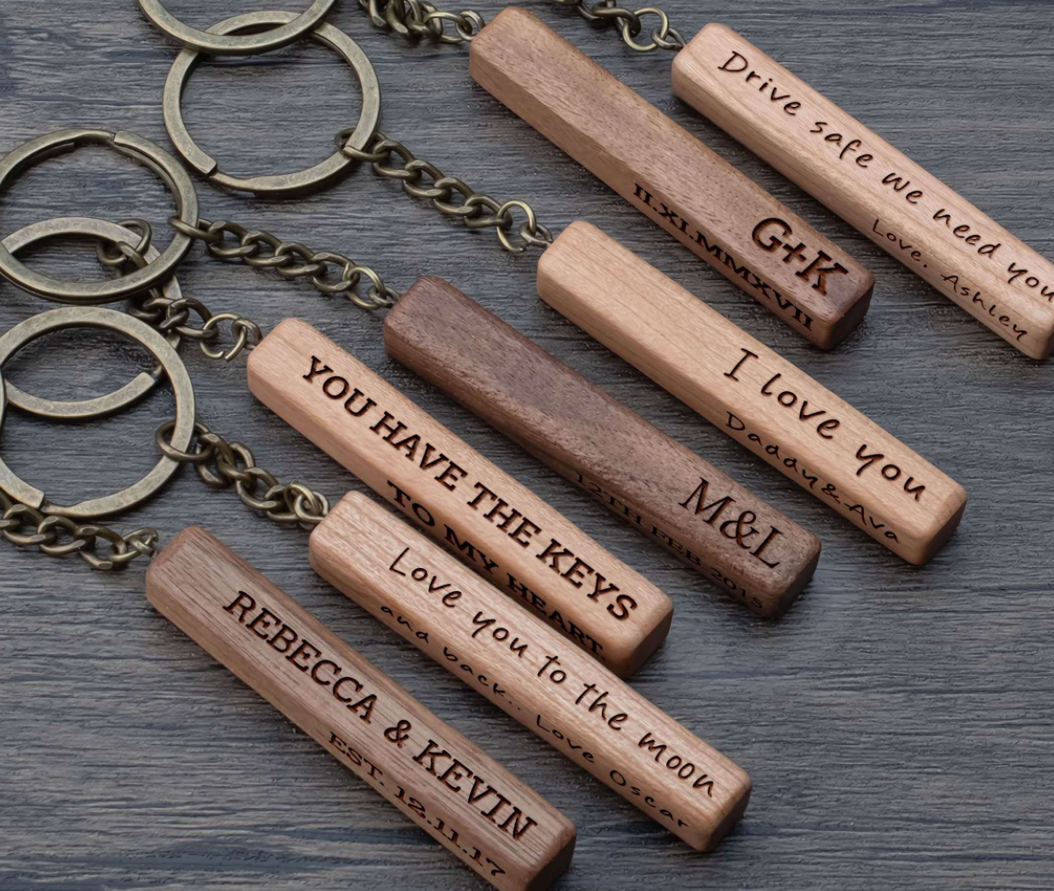 [ENGRAVABLE] Wooden Bar Keychain